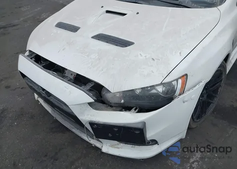 2014 Mitsubishi Lancer Evolution Gsr z USA, uszkodzony, nr VIN JA32W8FV4EU016287